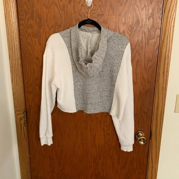 PINK Cropped Hoodie - Picture 6 of 6